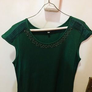 Blusa verde un solo uso, médium